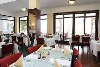 皇家玛丽安斯凯兰泽酒店 酒店 4*