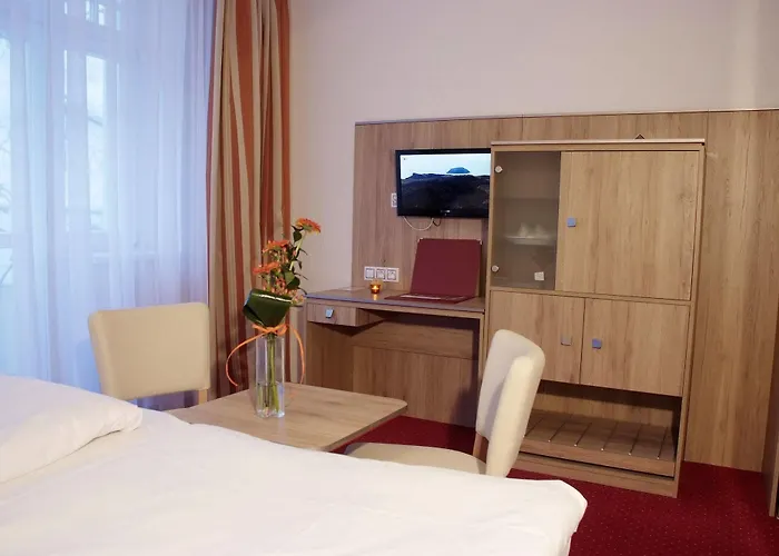 Royal Hotel 4*