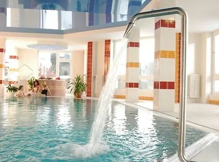 Royal Hotel